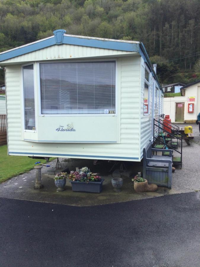 H15 Villa Aberystwyth Esterno foto